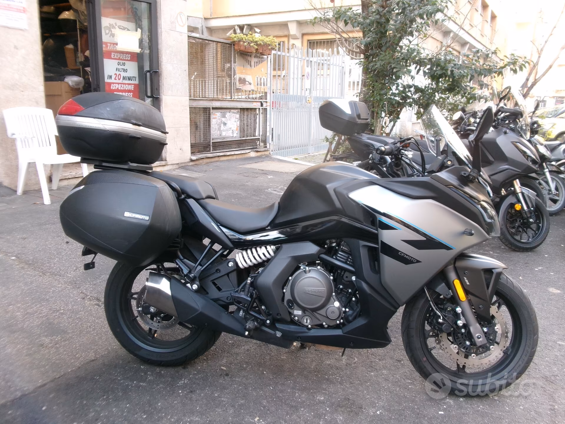 CF Moto 650GT foto 2