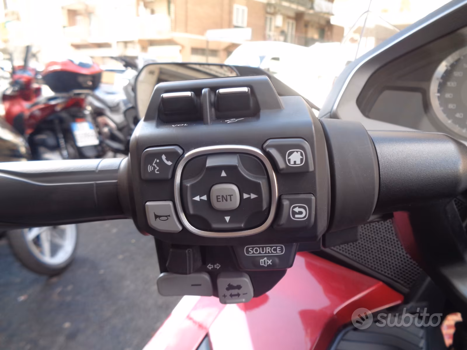Honda GL Gold Wing - DCT Tour ABS foto 8