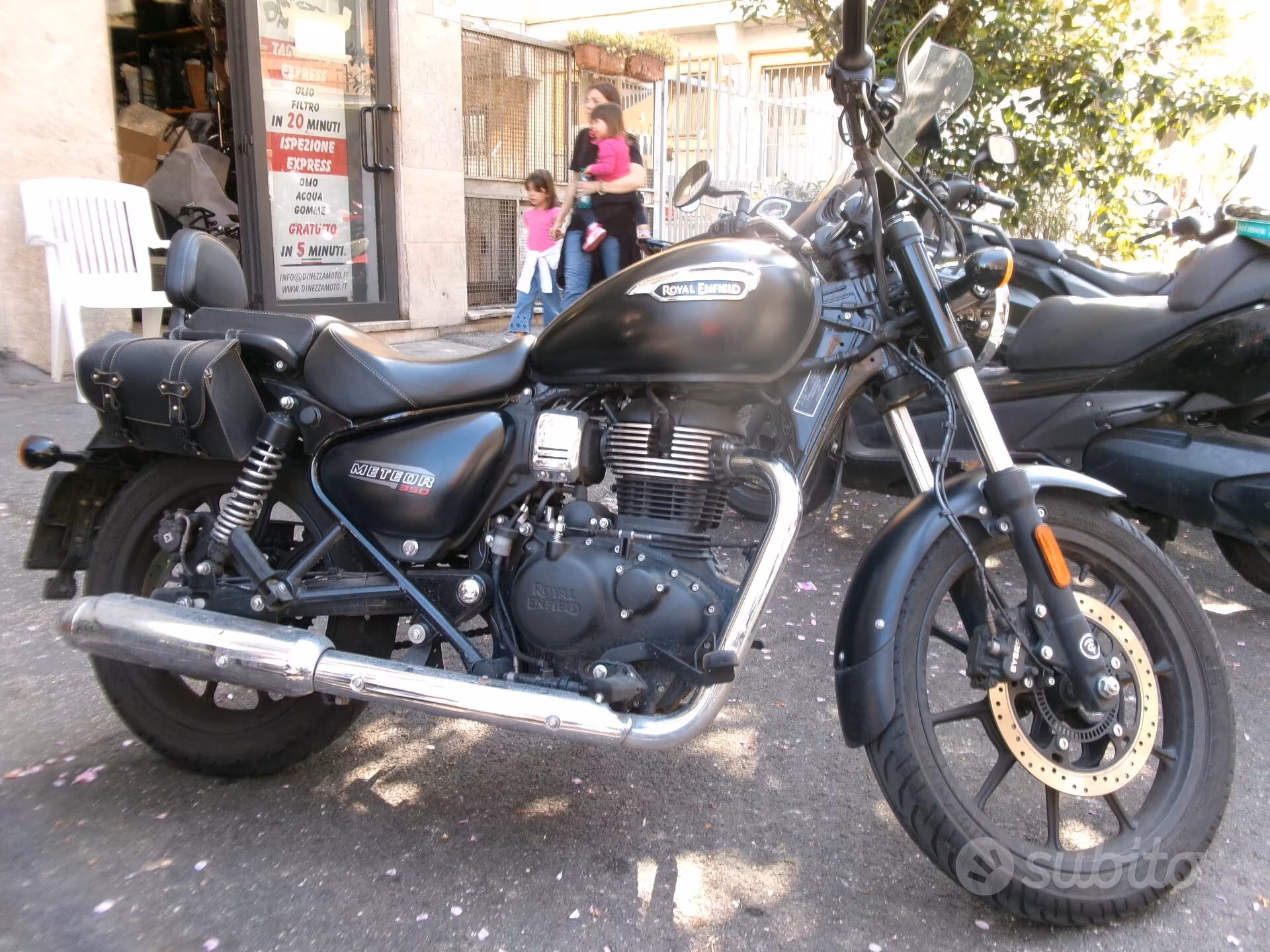 Royal Enfield Meteor foto 2