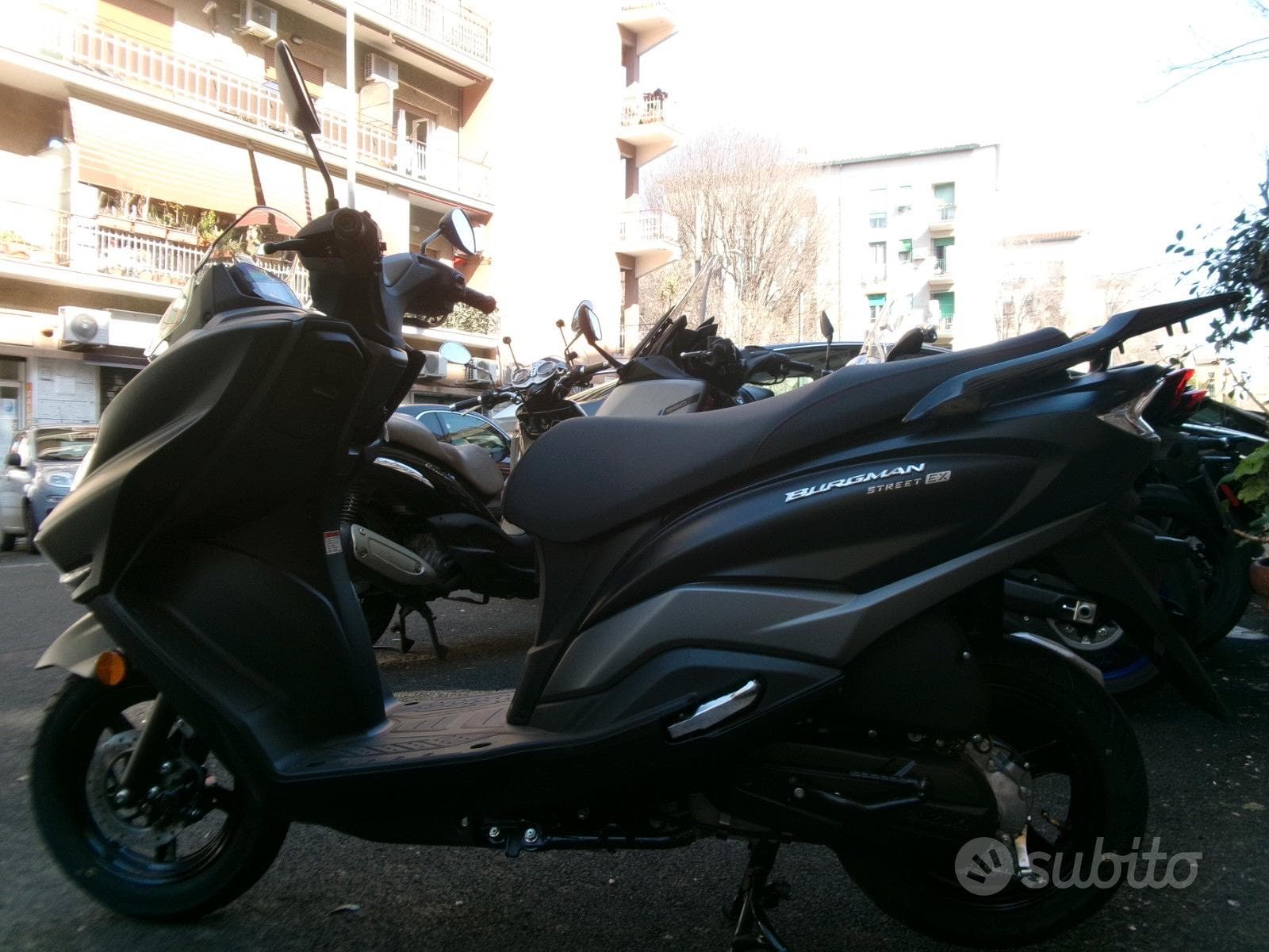 Suzuki Burgman 125 foto 3