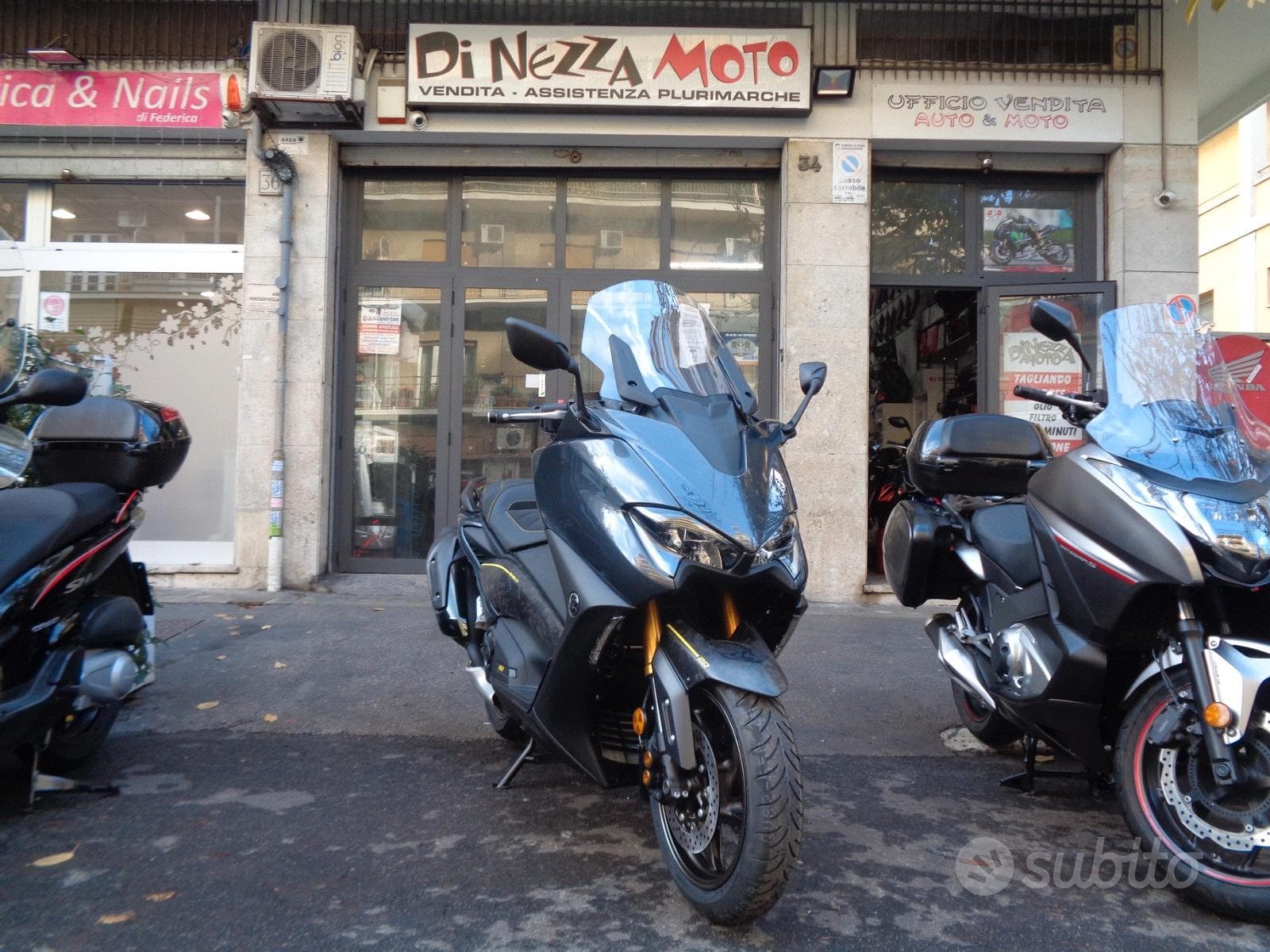 Yamaha T Max 560 20° Anniversario Serie Limitata