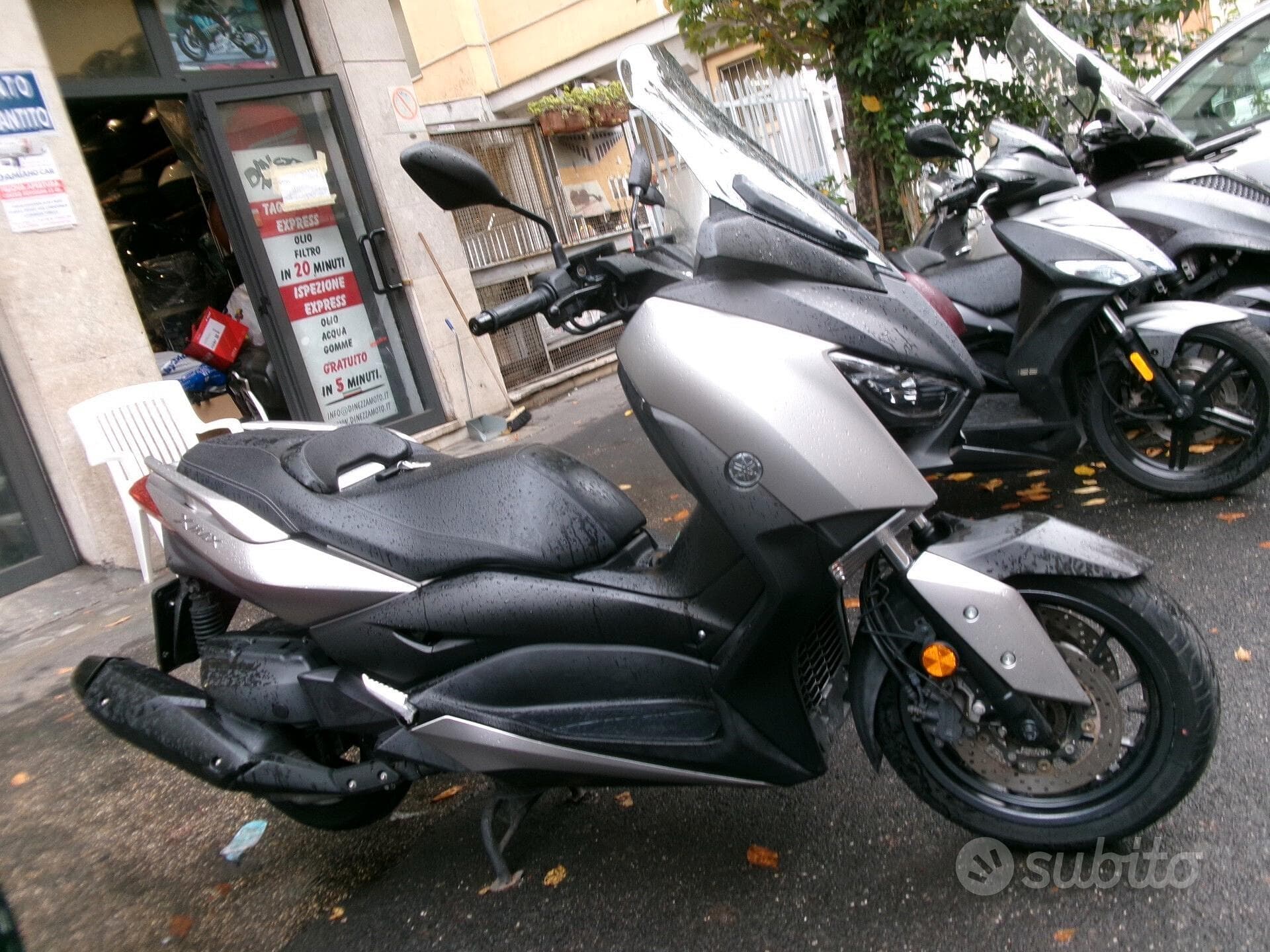 Yamaha X-Max 400 ABS foto 2